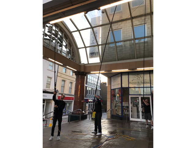 Commercial Window Cleaning Company Redhill